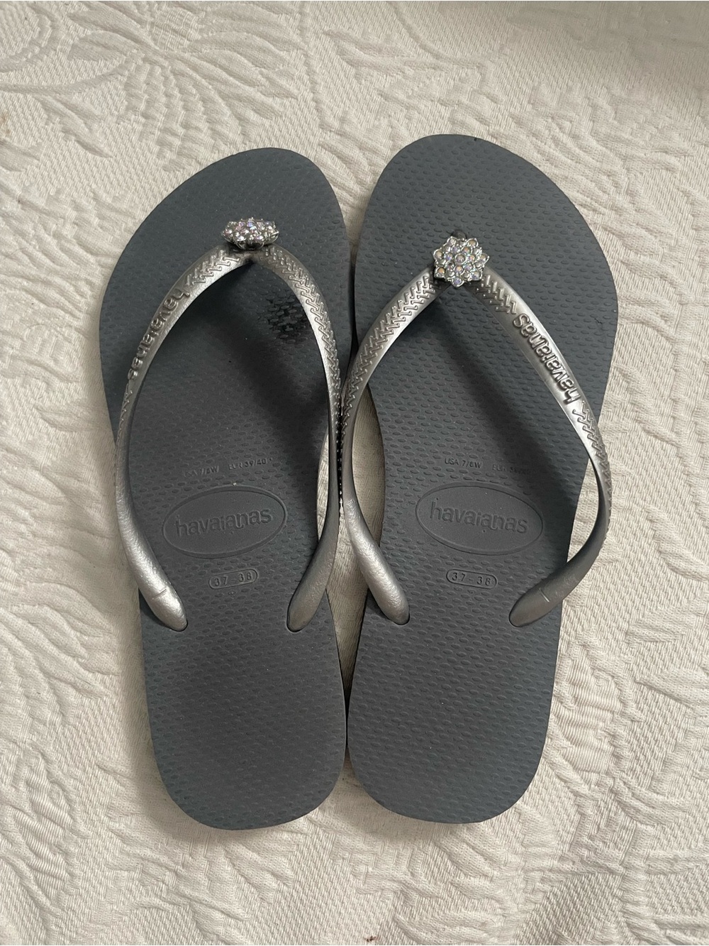 Havaianas Women’s Gray Flip Flop Sandals with Silver Sparkle Straps